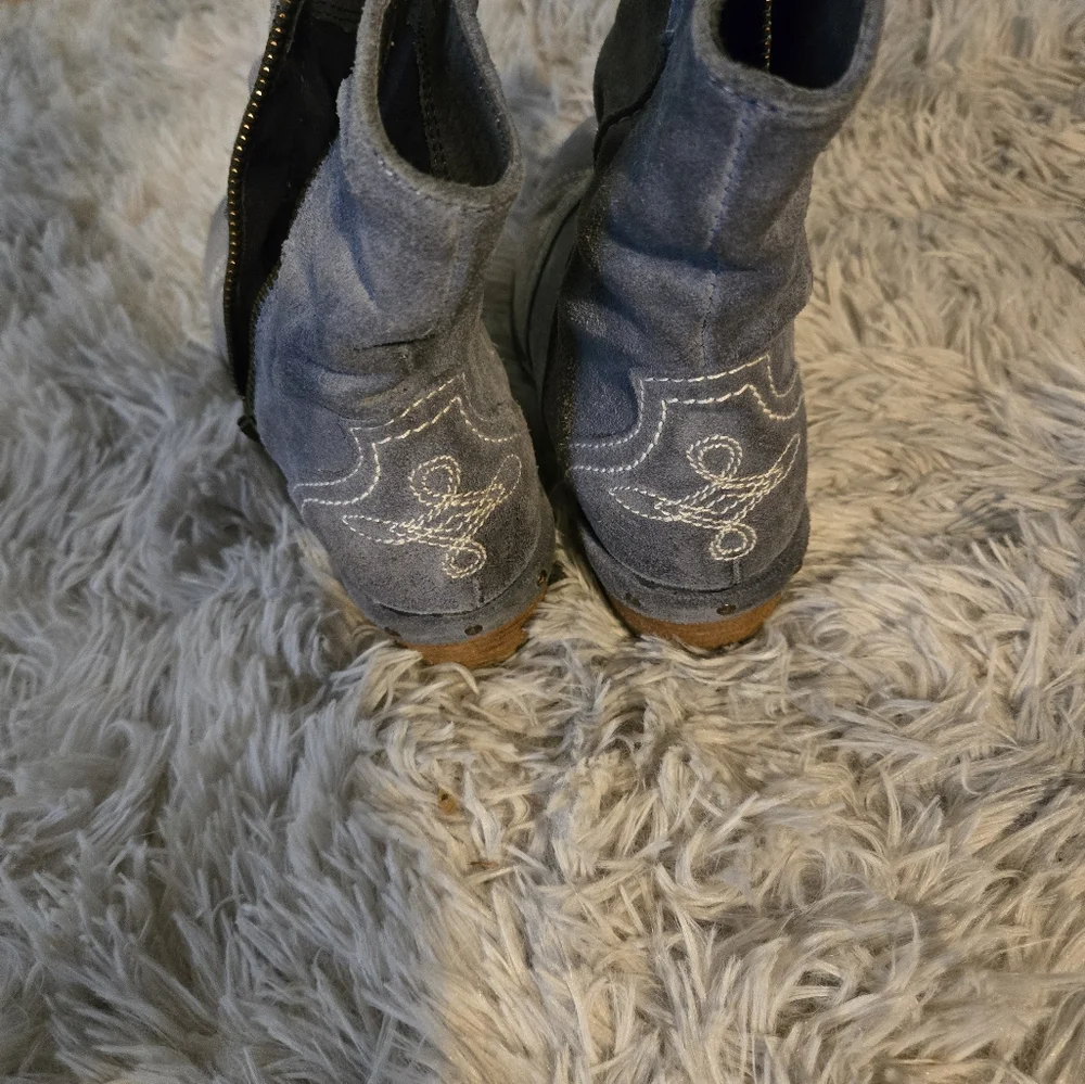 Sundance Blue/Gray Cowboy Booties - Picture 3 of 9